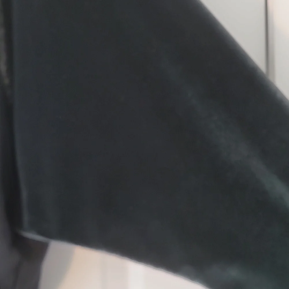 Victoria's Secret Black Velvet Hoodie - Picture 5 of 9